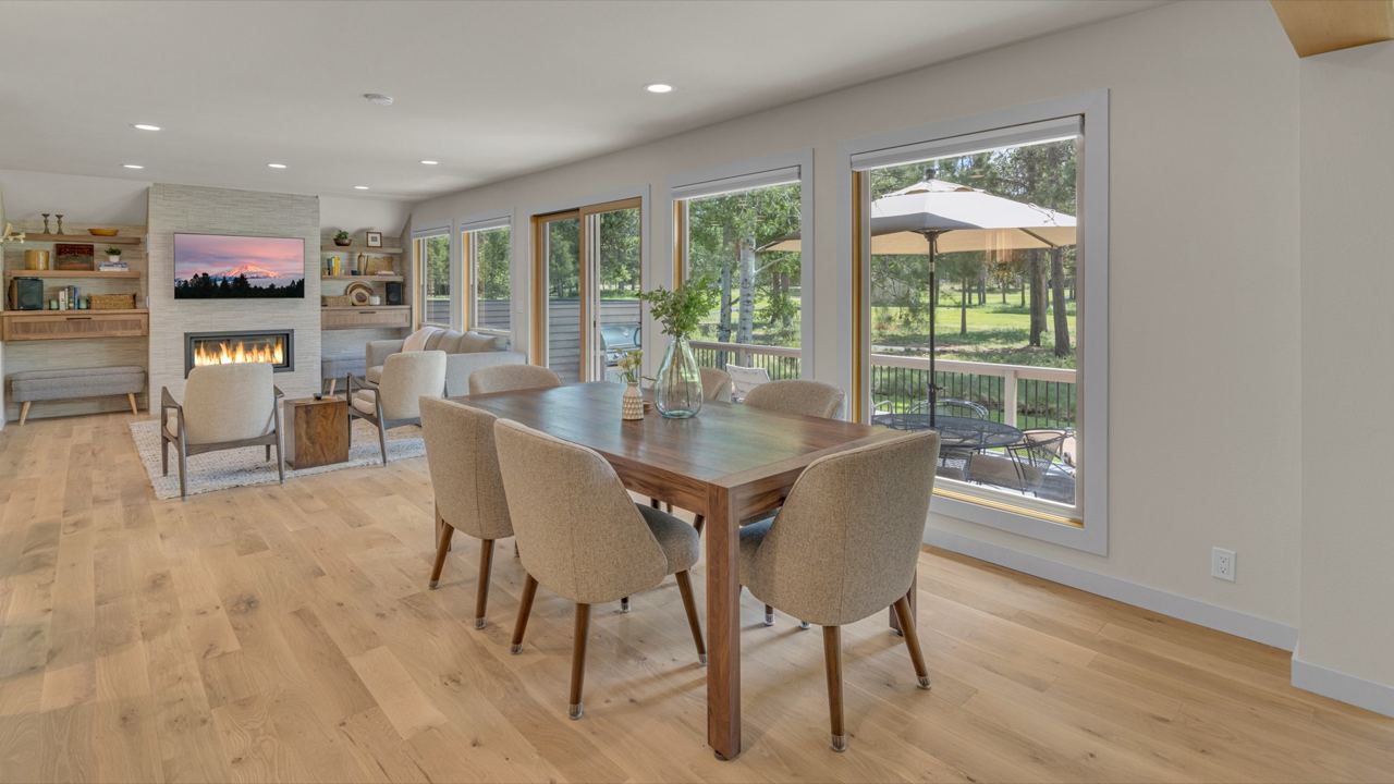 Beautiful kitchen in Sunriver, OR